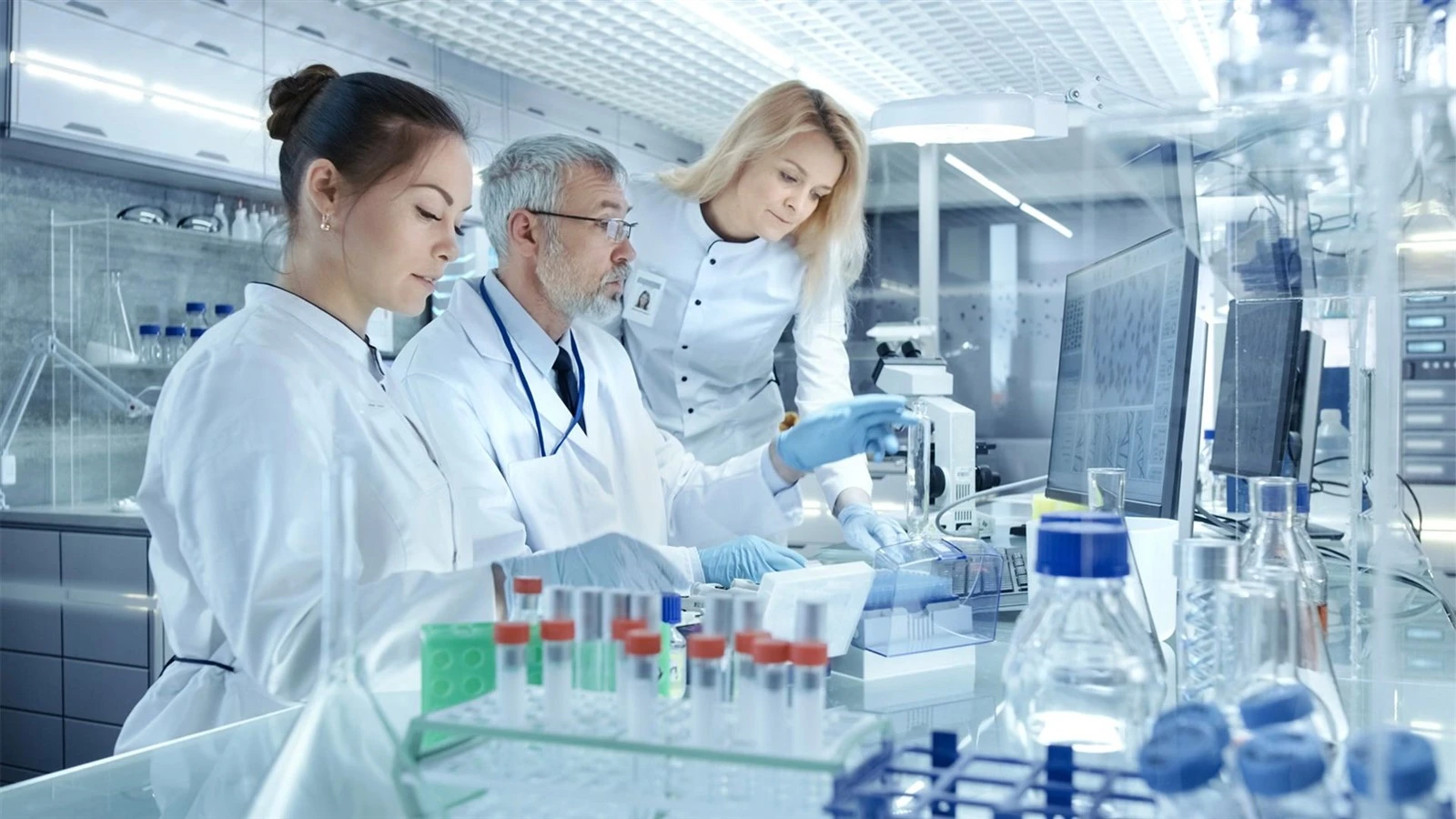 Chemical & Pharmaceutical Industry.jpg